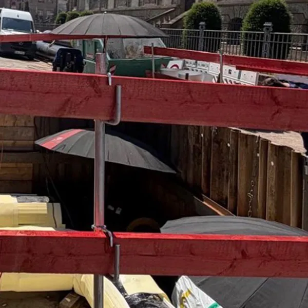 Baustelle — Arbeitsschirm im Einsatz